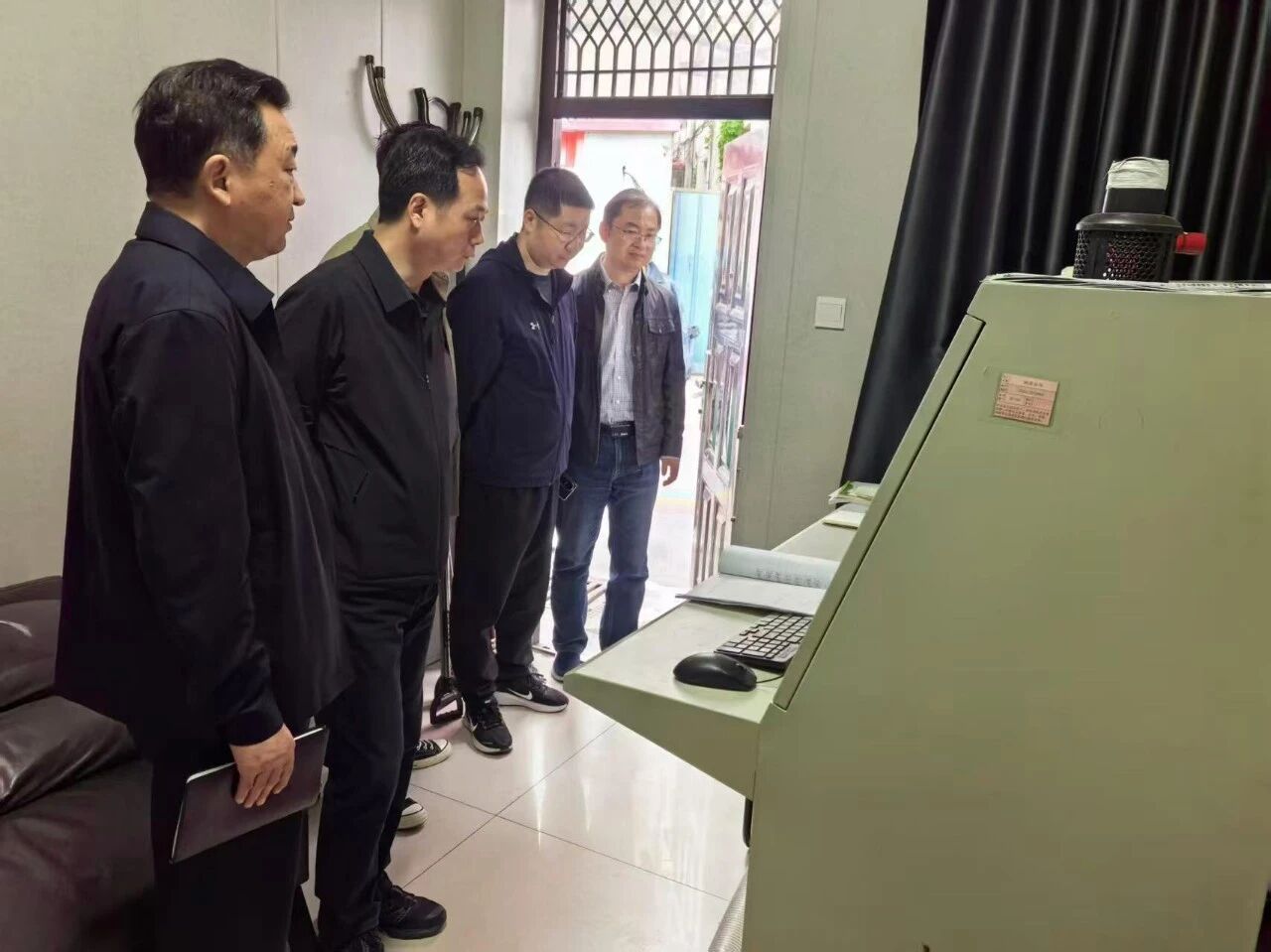协会委派专家协助国药中原医院管理有限公司开展五一节前安全检查